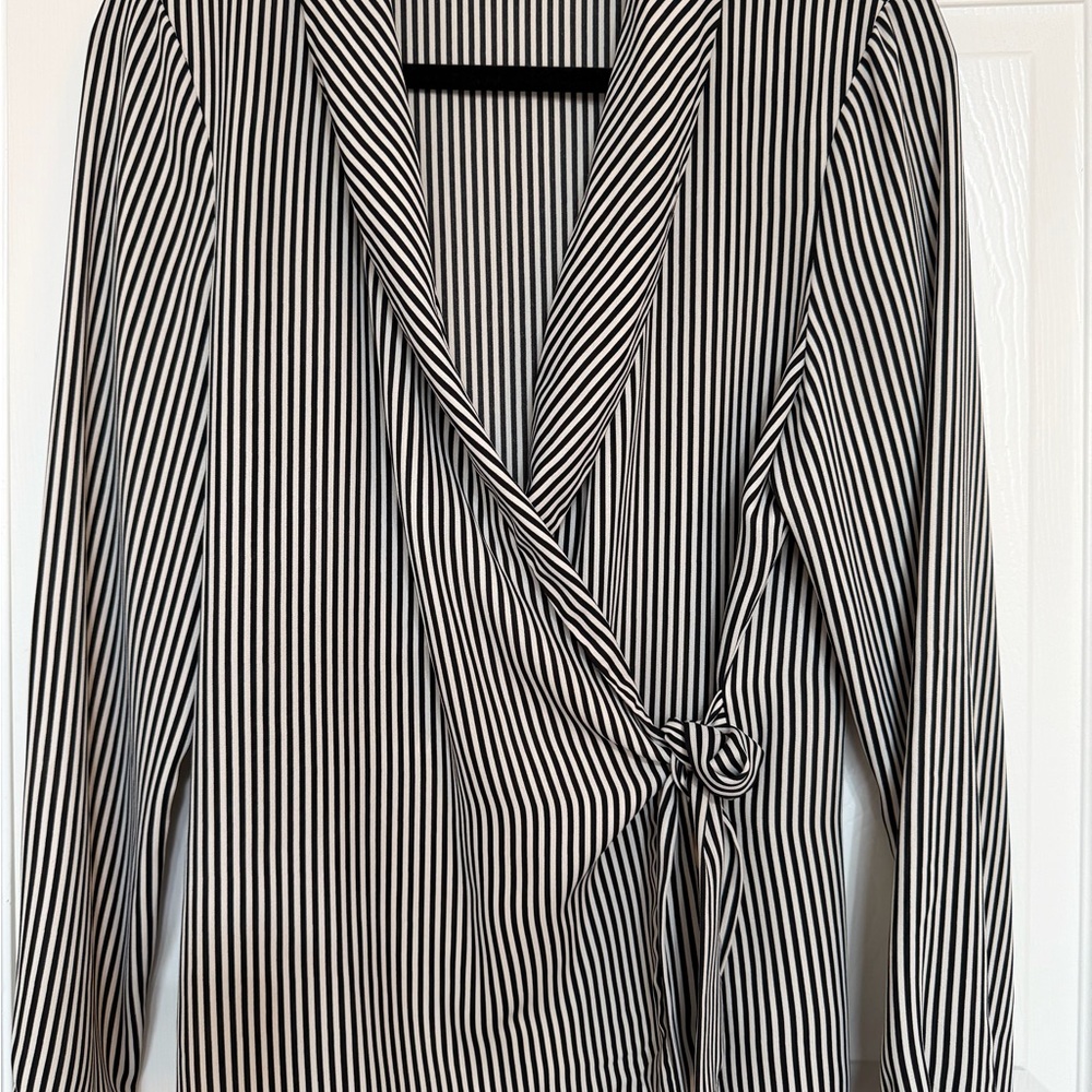 Adrianna Papell Monochrome Striped Top
